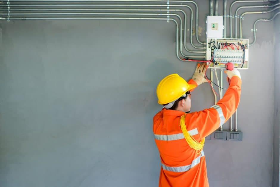 Building Electrician